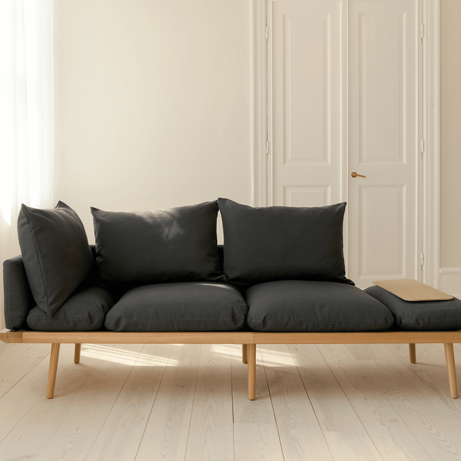 Loungearound 3Seater Lifestyle.png