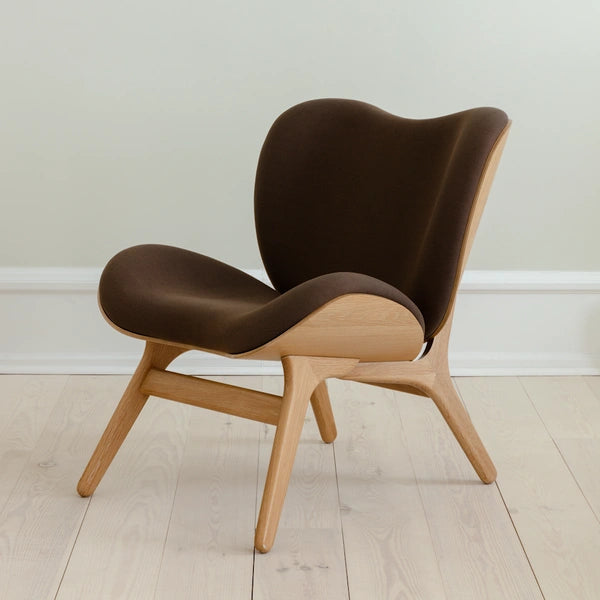 UMAGE Lifestyle Aconversationpiece Low Oak Mocca 5 2A270f04 16D4 4F33 80A4 406495D02dc8.png
