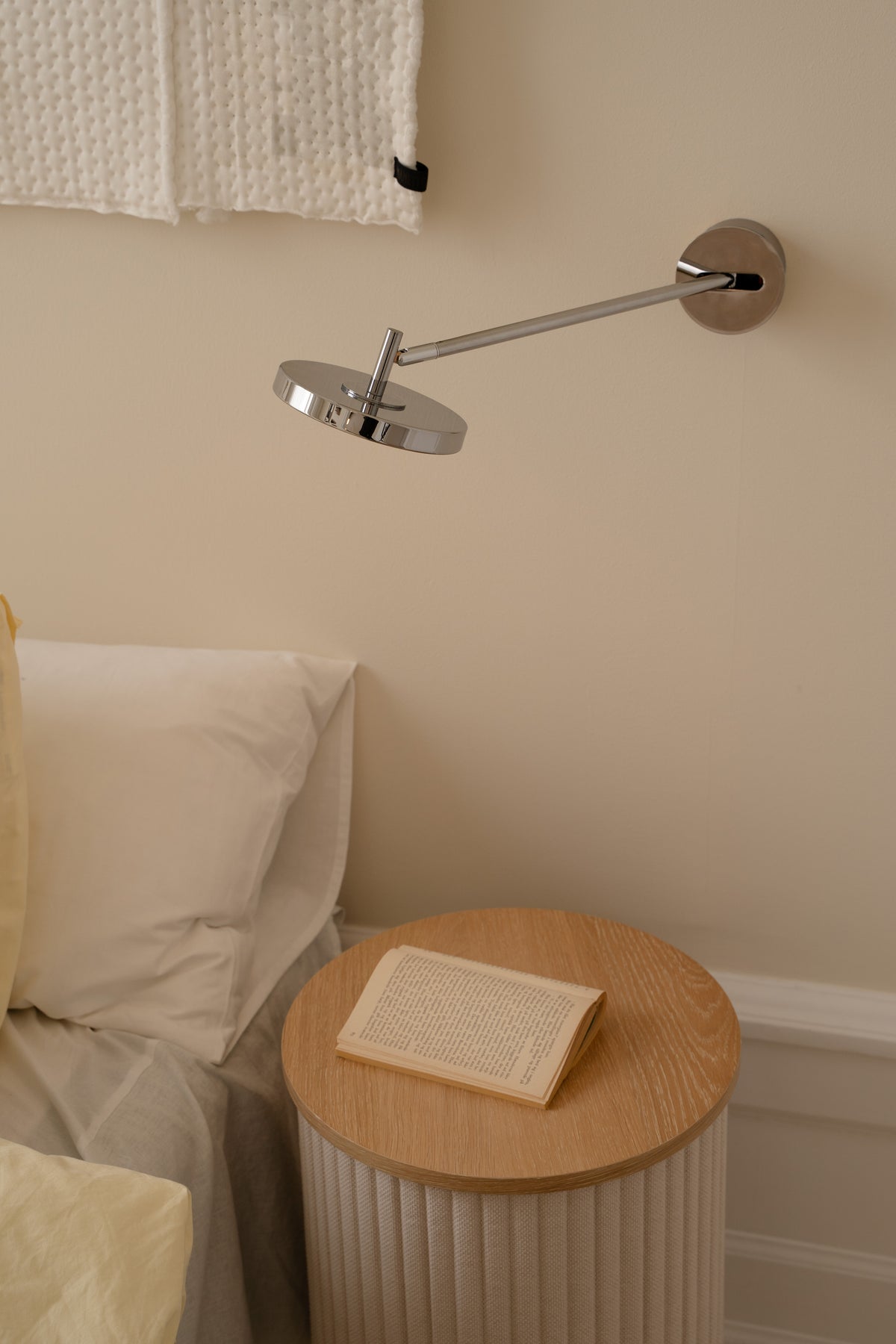 Asteria Long Monochrome | vegglampe