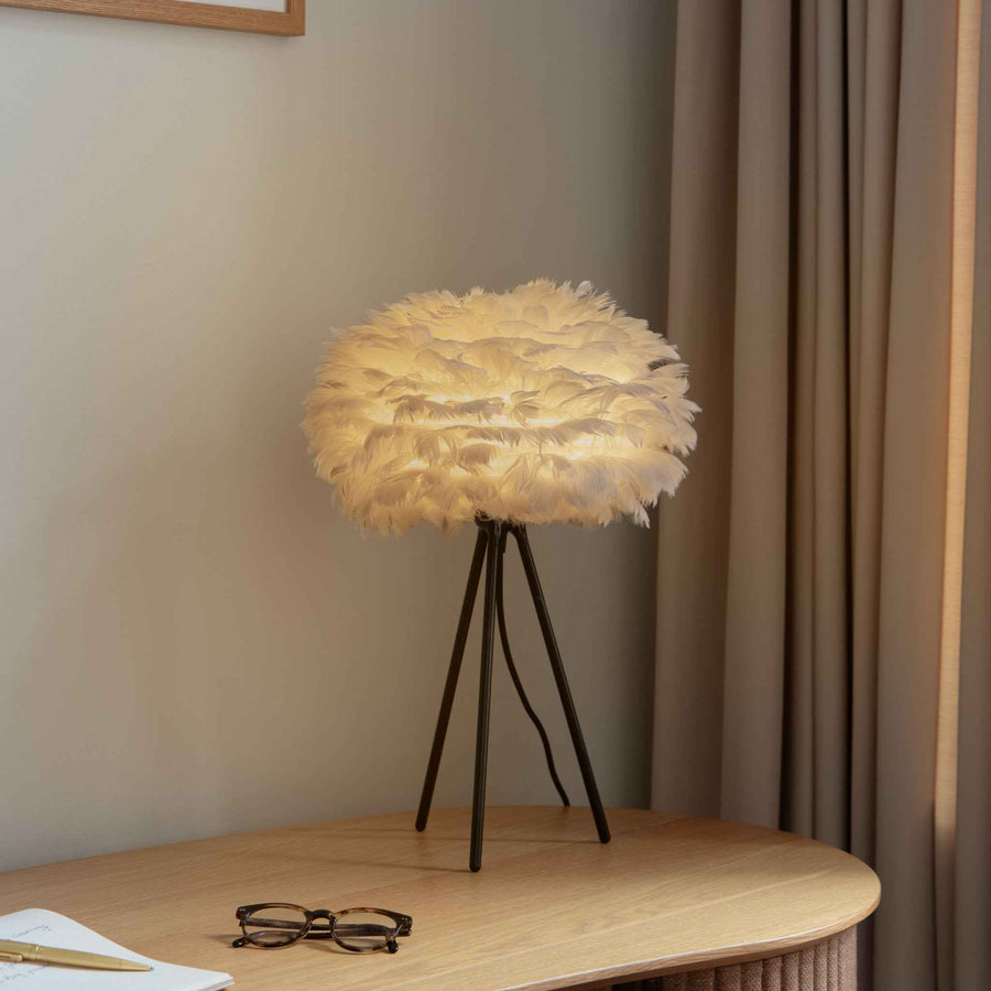 Tripod table | lampefot