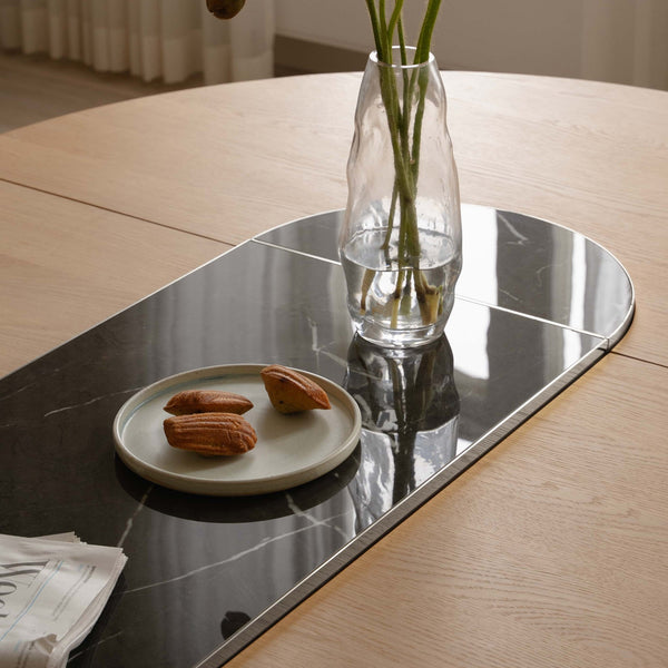 UMAGE Lifestyle Comfort Circle Extendable Dining Table Oak Ceramic Top Nero Steel (8) (1)