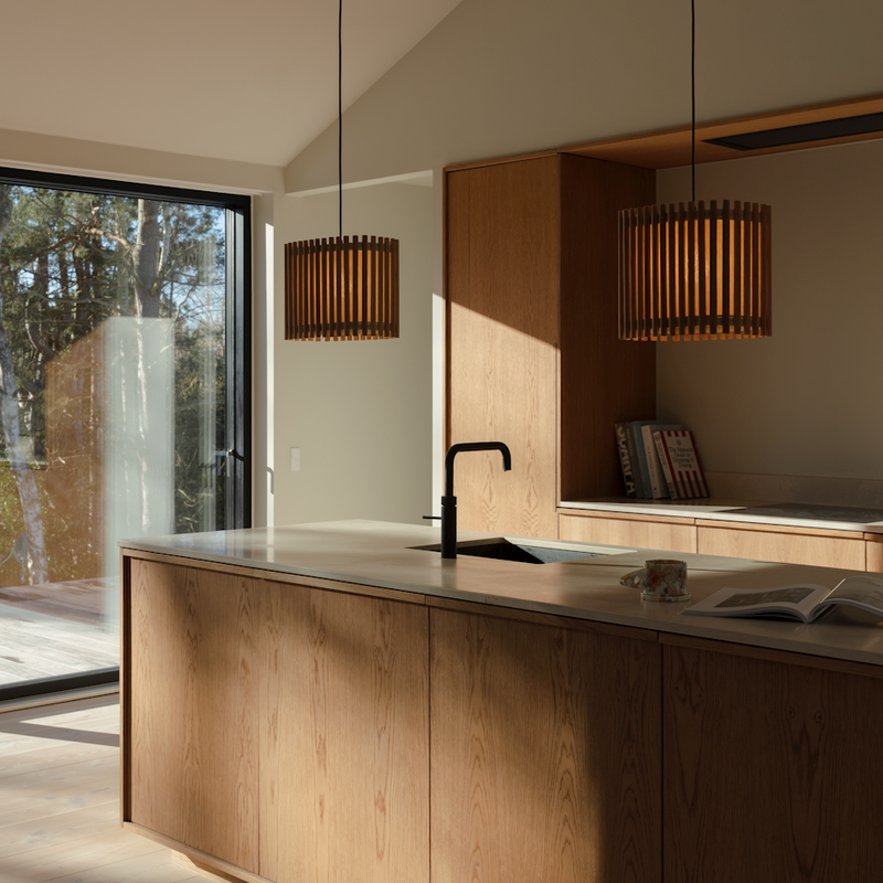 UMAGE Lifestyle Komorebi Medium Rectangular Oak 1